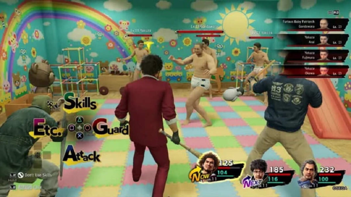 The-Yakuza-Like-a-Dragon-cast-fighting_3