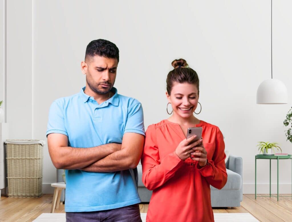 Transfert d’appel et sms : Astuces magiques pour recevoir les messages de votre partenaire sur votre téléphone Transfert d’appel et sms : Astuces magiques pour recevoir les messages de votre partenaire sur votre téléphone