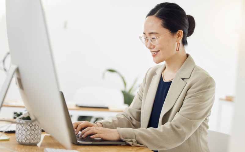 Tableau interactif blanc en ligne : un outil pour le brainstorming virtuel en équipe Nouvelles Technologies