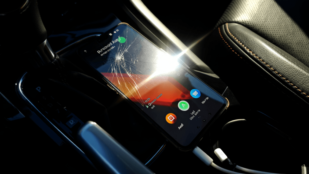 Android Auto : 8 astuces pour éviter que votre téléphone ne surchauffe en voiture