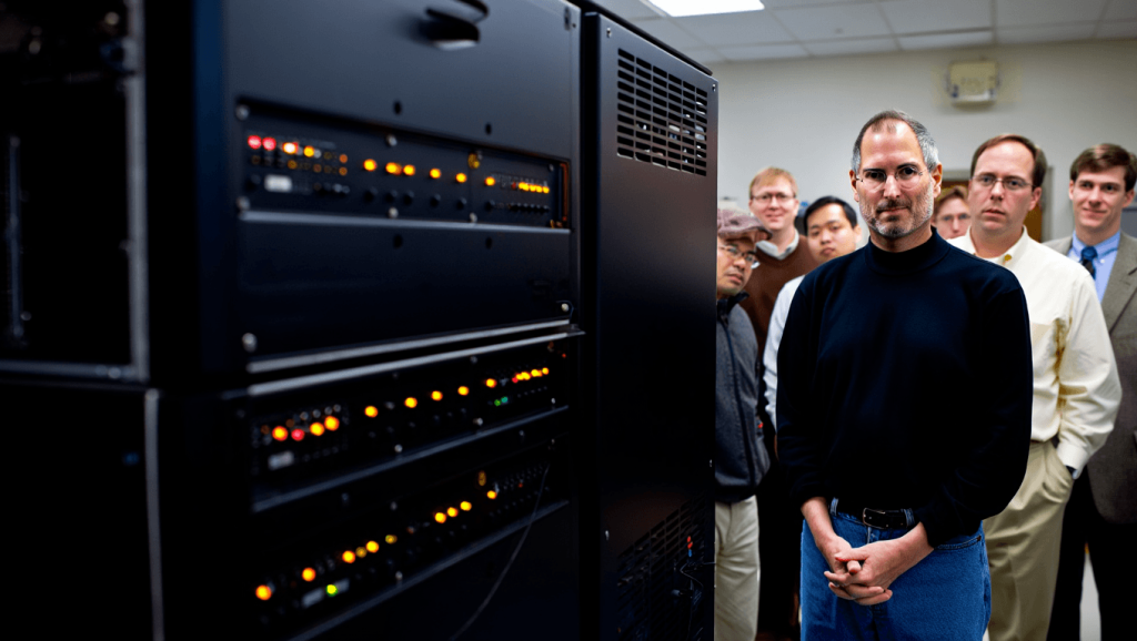 Apple visée par un contrôle US sur son superordinateur : Jobs en fait un coup de pub Apple once faced a US export control on its 'supercomputer.' Steve Jobs turned it into a marketing moment.