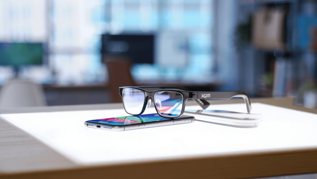 XGIMI MemoMind One review: Smart glasses, creepy AI