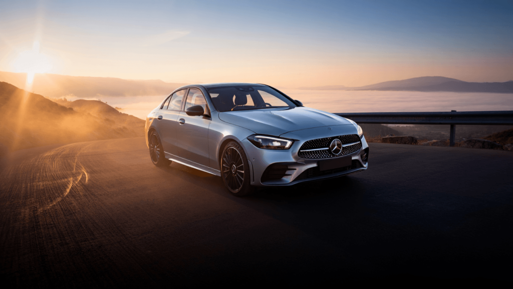 Essai Mercedes‑Benz Classe C électrique 2027 : autonomie remarquable, habitacle perfectible 2027 Mercedes-Benz C-Class Electric first drive: A long-range triumph with a few cabin quirks