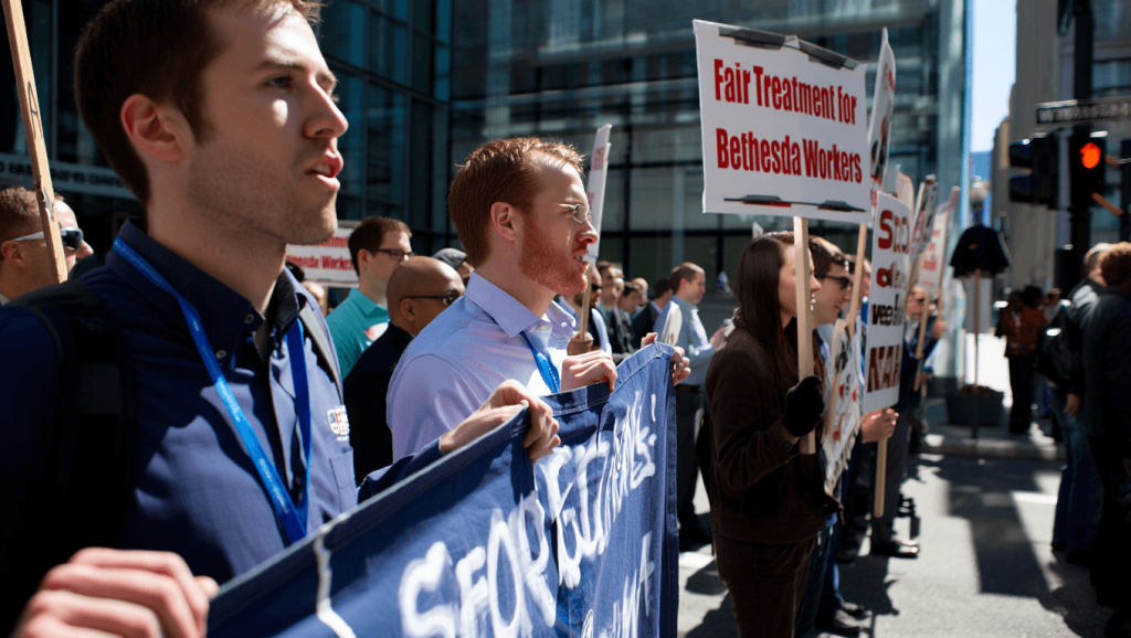 Les employés de Bethesda prévoient des manifestations contre les licenciements chez Xbox Bethesda Staff to Hold Protests Over XBOX Job Cuts