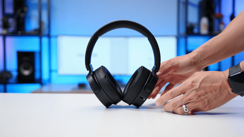 Test du Skullcandy Crusher 1080 : basses haptiques et annulation active du bruit très discrète Skullcandy Crusher 1080 review: Haptic bass meets whisper-quiet ANC