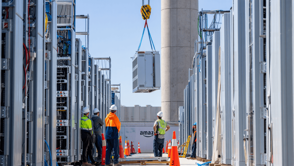 Amazon confronté à une fuite: refonte massive d’un centre de données IA Internal Amazon documents reveal a major overhaul of one of the world's biggest AI data centers