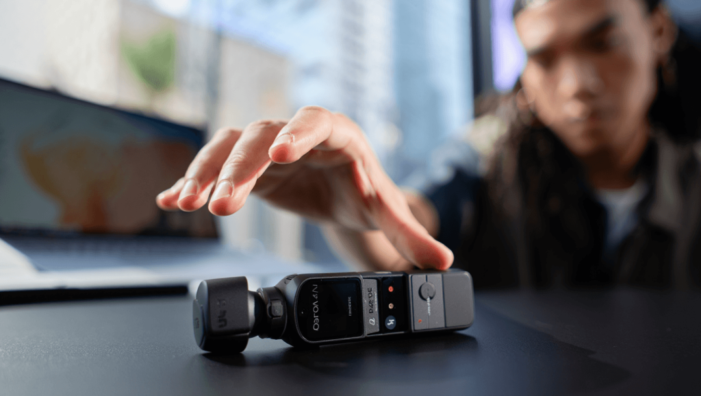Test et avis du DJI Osmo Pocket 4P : la meilleure caméra stabilisée, mais introuvable DJI Osmo Pocket 4P review: The best gimbal camera money can't buy