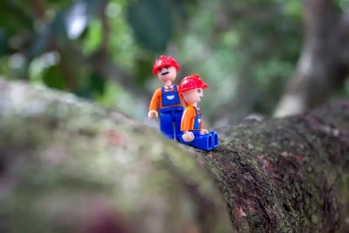 Figurines Ryland Grace et Rocky du set Lego Project Hail Mary