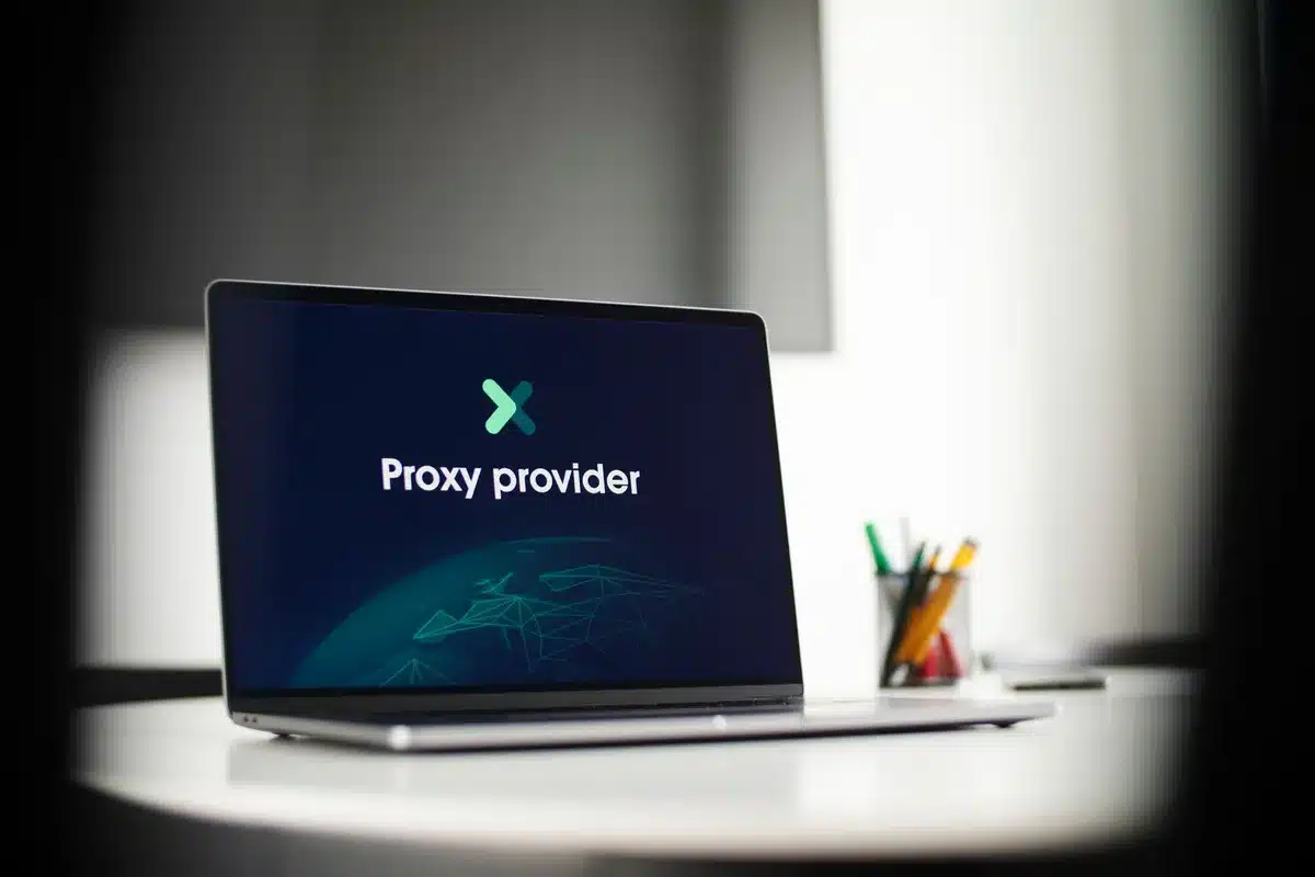 Représentation graphique d'une connexion VPN et de serveurs proxy anonymes