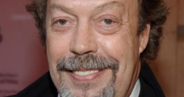 Tim Curry s’éteint à 80 ans : l’acteur culte laisse un vide News
Actor Tim Curry Dies at 80