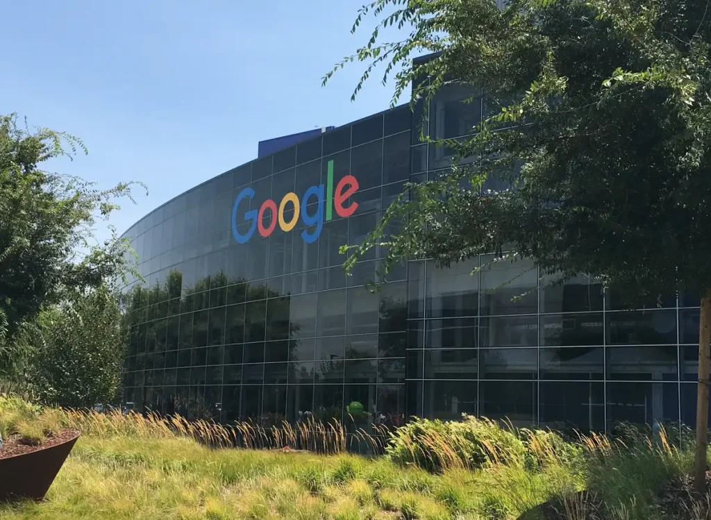 AI Overviews de Google : selon Android MT, réduction jusqu’à 25 % du trafic AI Overviews de Google : selon Android MT, réduction jusqu'à 25 % du trafic